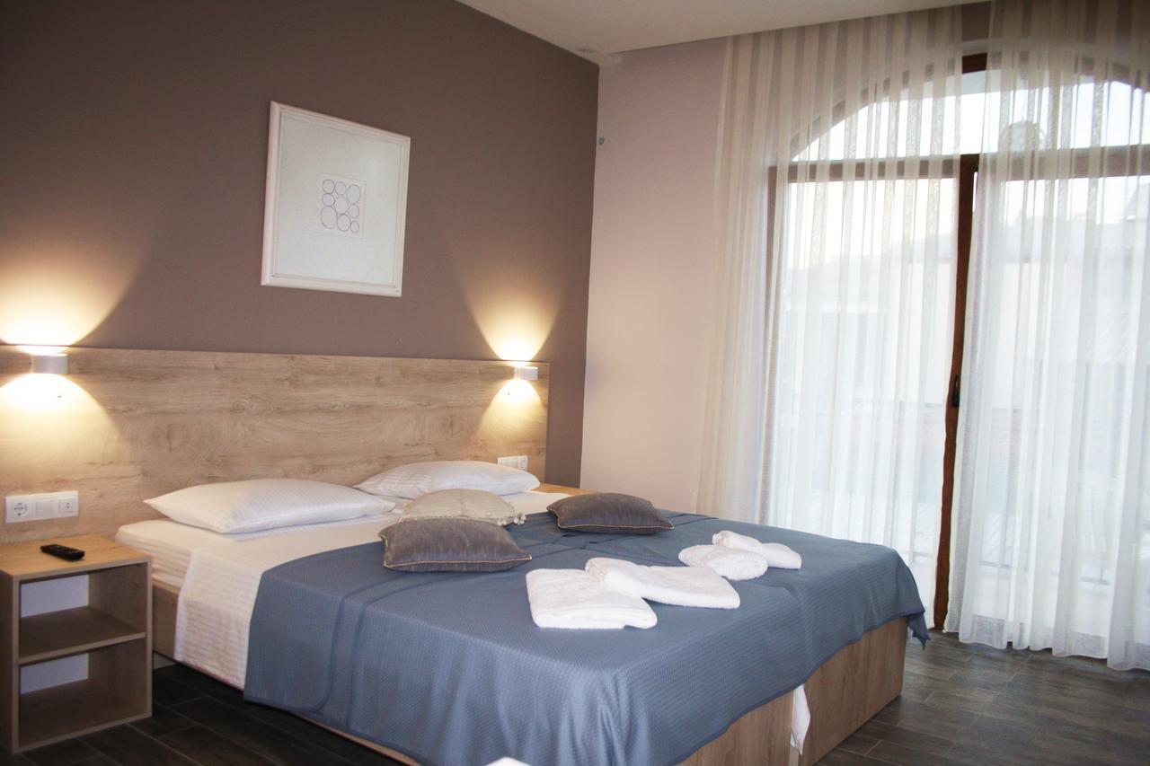 Art Blue Apartments Охрид Экстерьер фото